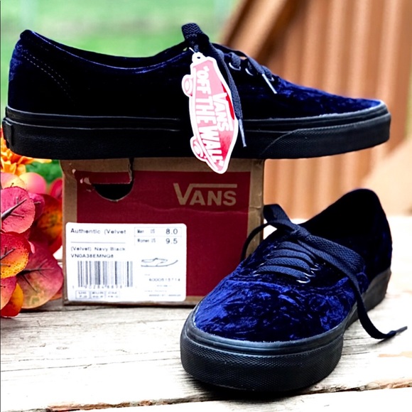 Just In NWT Vans Crushed Velvet Navy Black - Picture 6 of 8